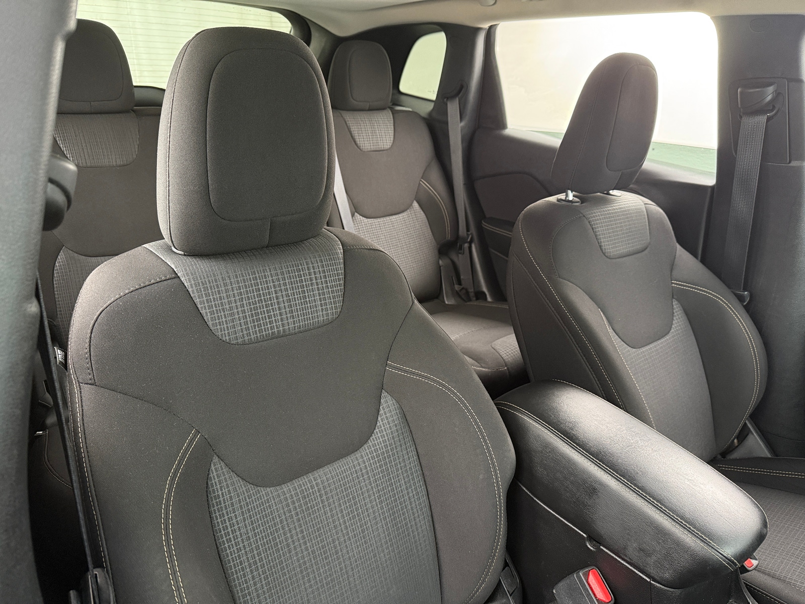 Thumbnail: 2017 Jeep Cherokee - 2