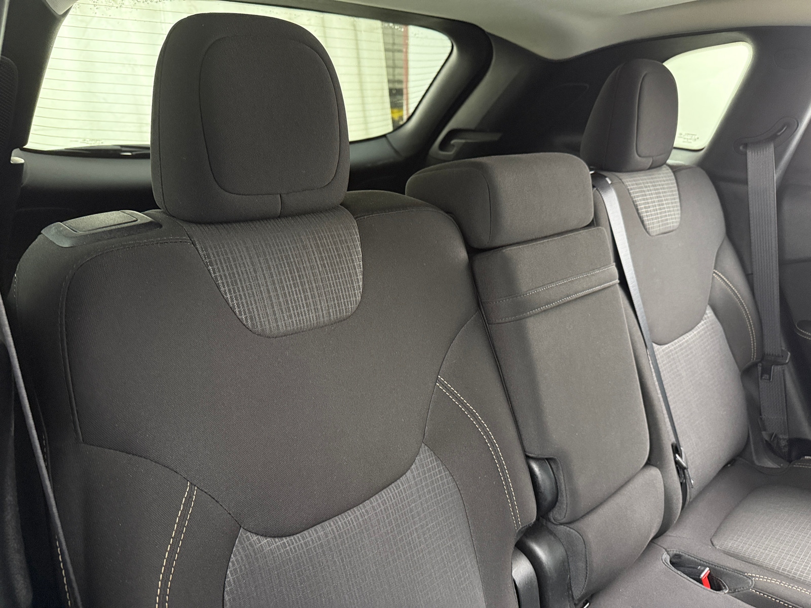 Thumbnail: 2017 Jeep Cherokee - 6