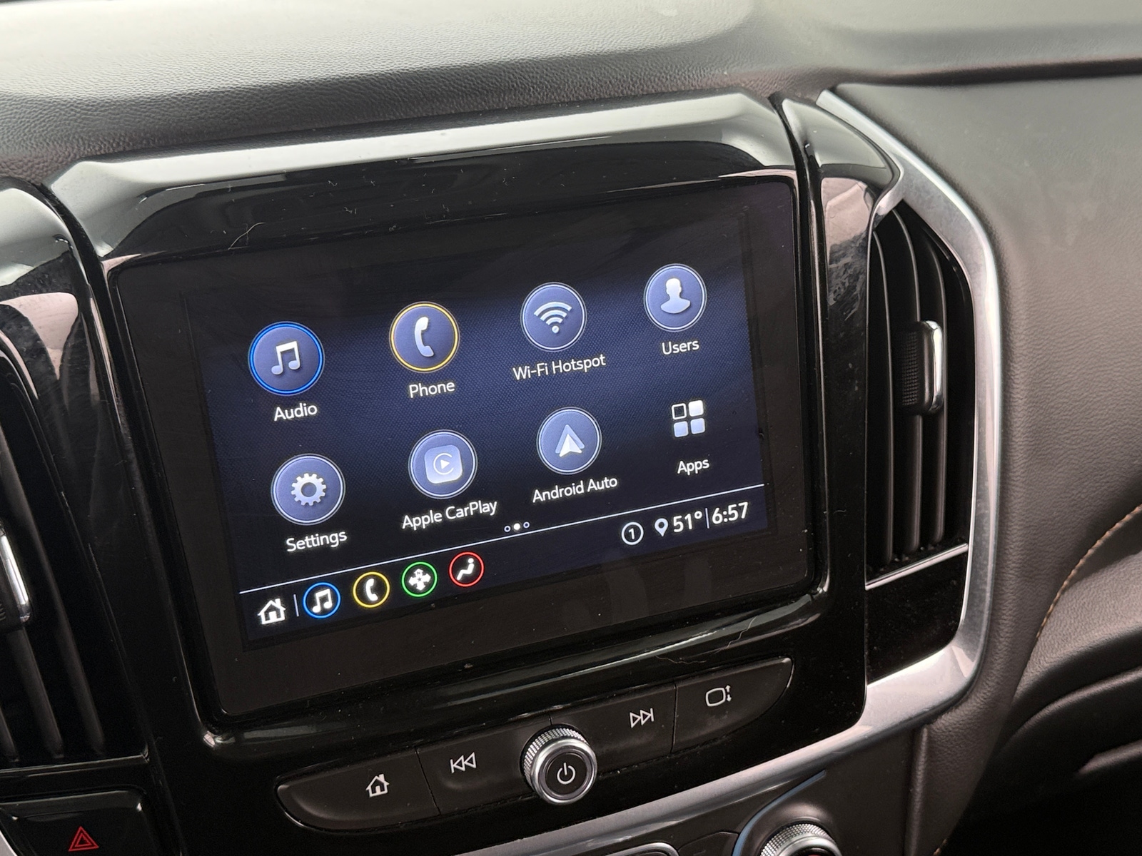 Thumbnail: 2020 Chevrolet Traverse - 4