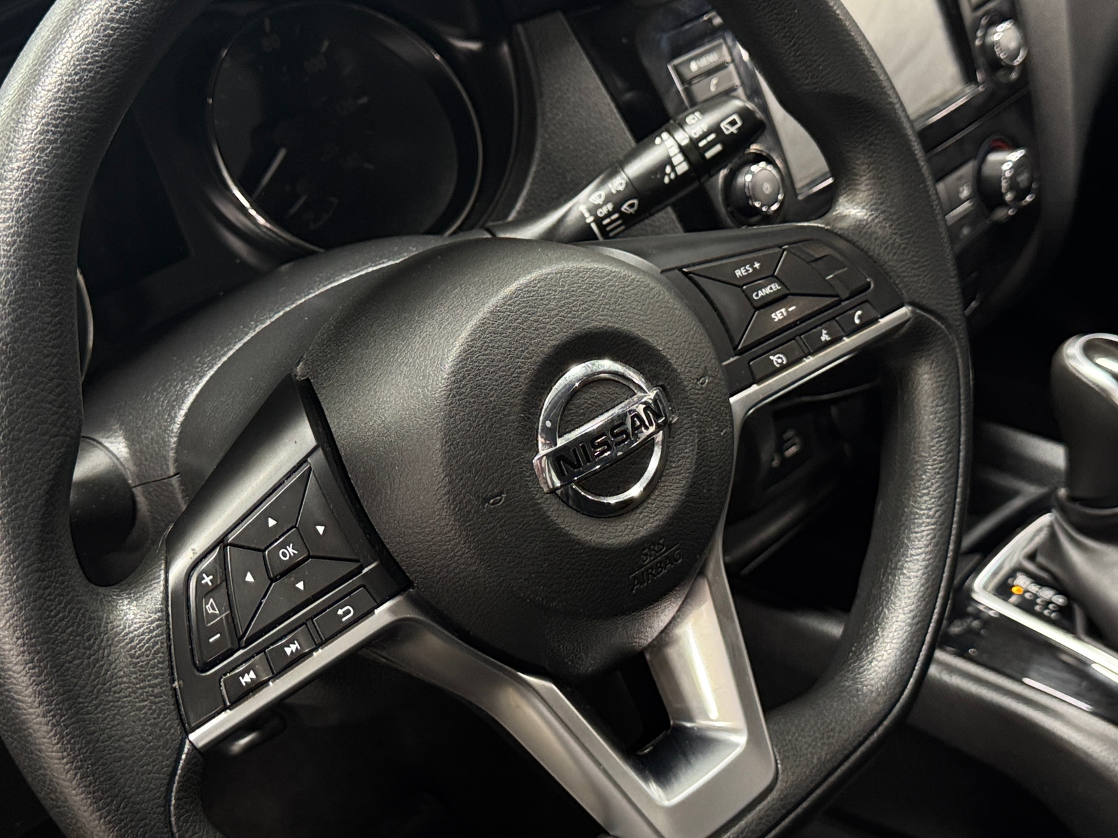 Thumbnail: 2021 Nissan Rogue Sport - 5