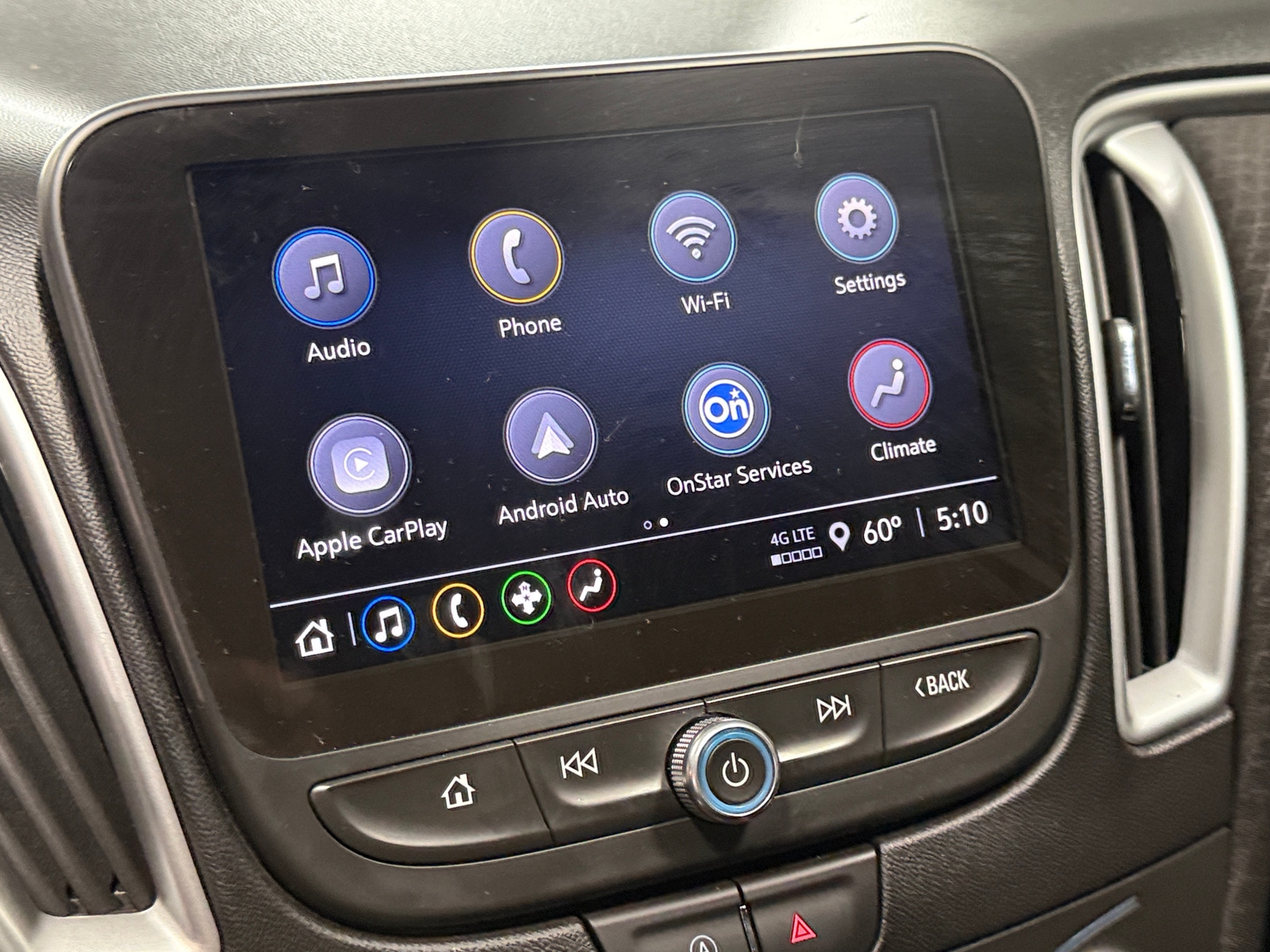 Thumbnail: 2024 Chevrolet Malibu - 4