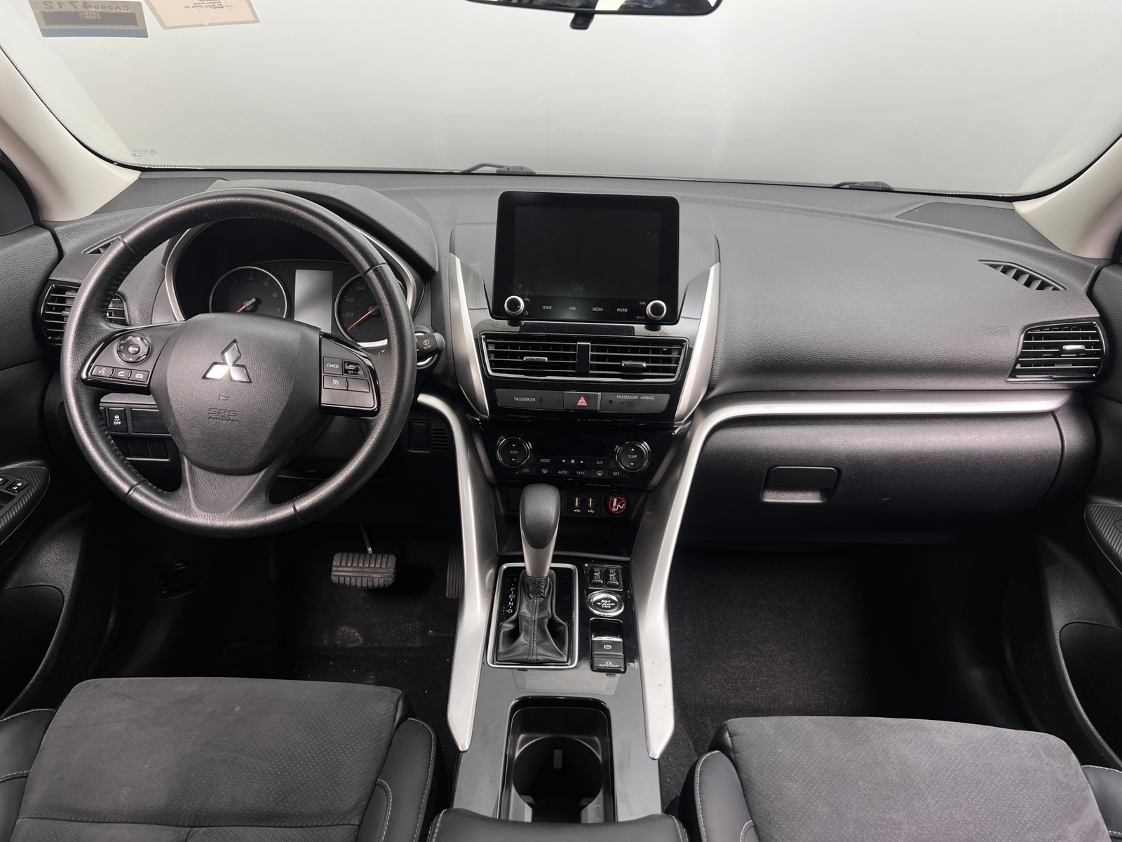 Thumbnail: 2023 Mitsubishi Eclipse Cross - 3