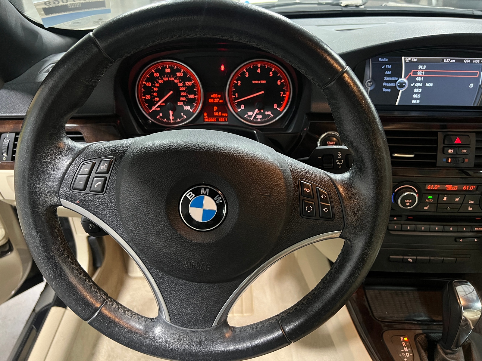 Thumbnail: 2011 BMW 3 Series - 4