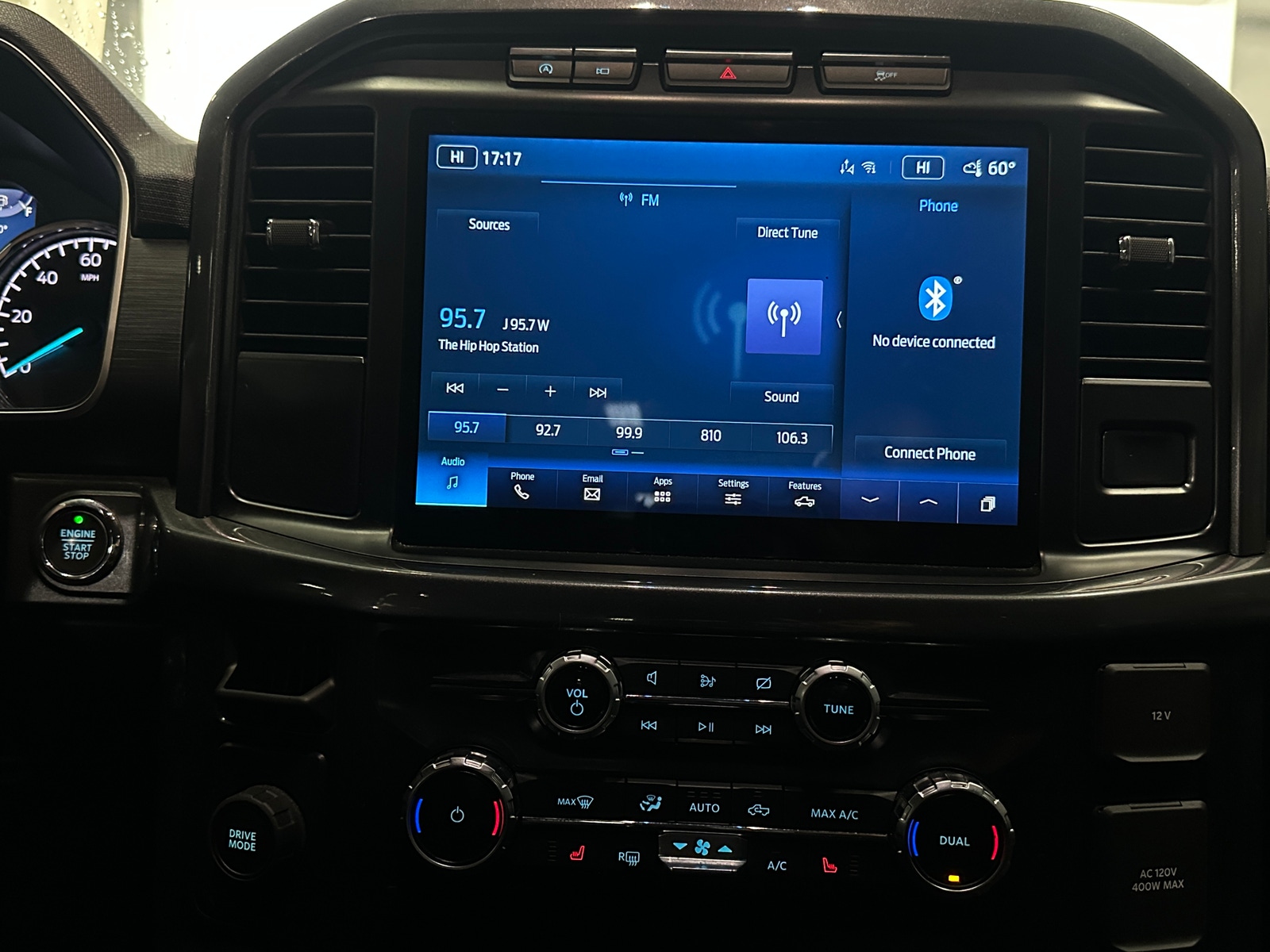 Thumbnail: 2022 Ford Econoline - 4