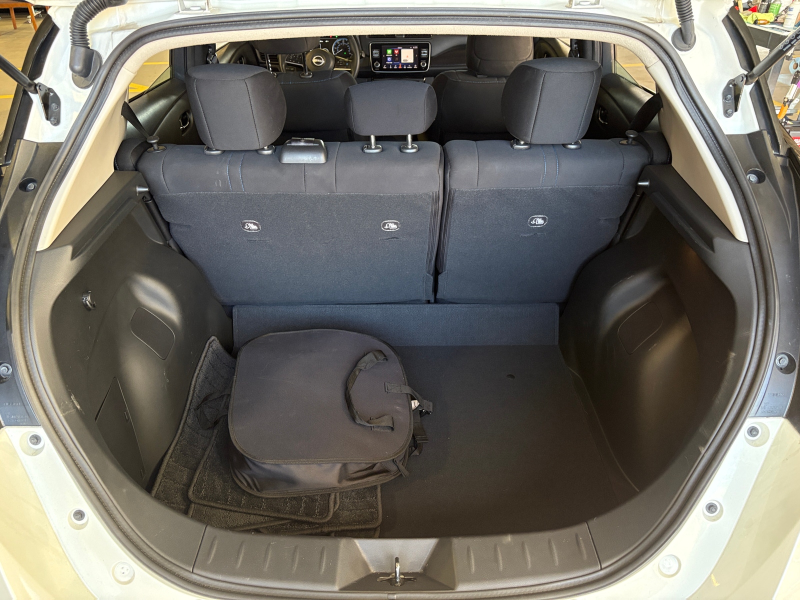 Thumbnail: 2025 Nissan Leaf - 7