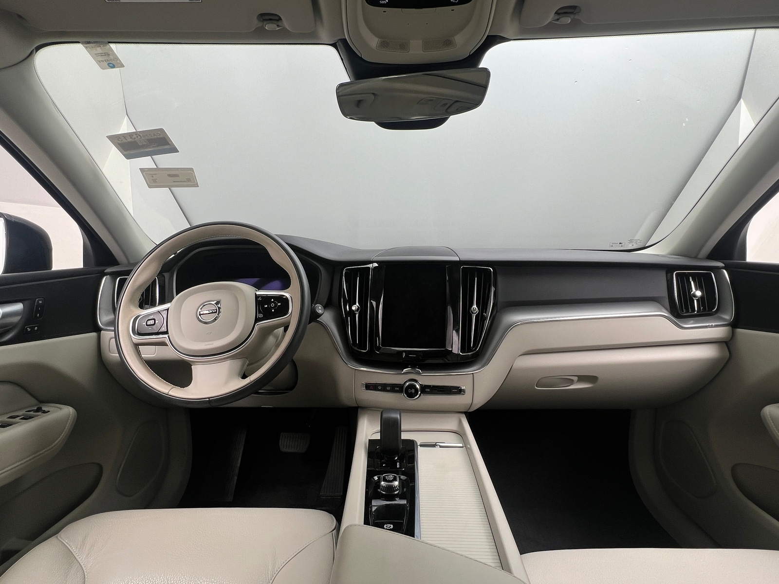 Thumbnail: 2024 Volvo XC60 - 2