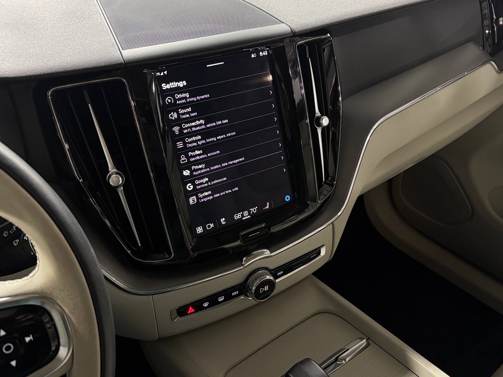 Thumbnail: 2024 Volvo XC60 - 3