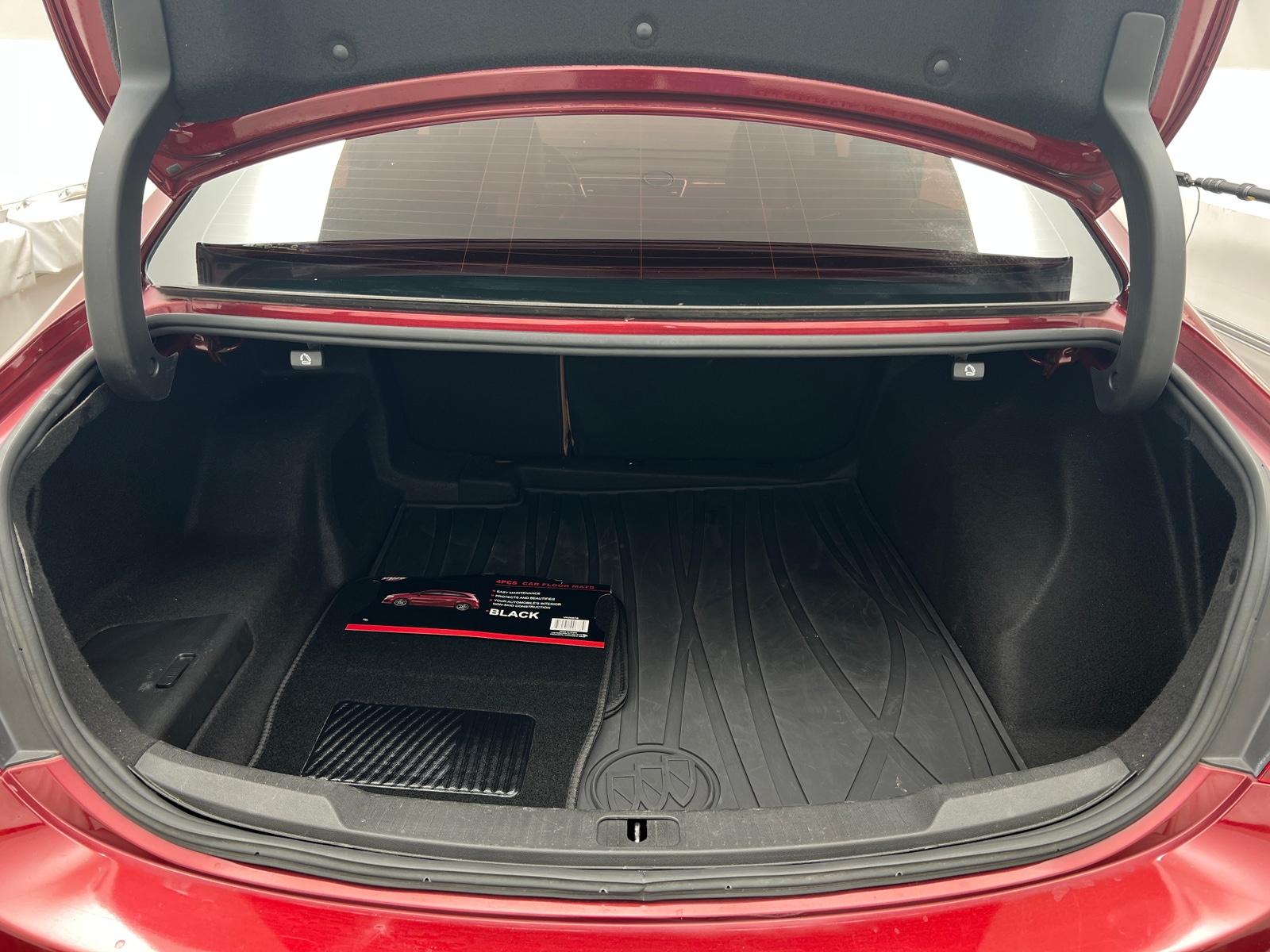 Thumbnail: 2017 Buick LaCrosse - 6