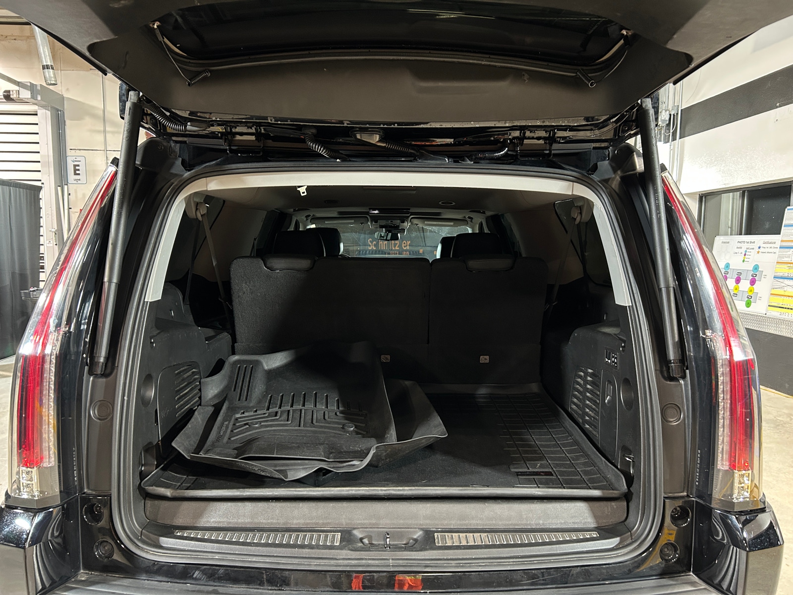 Thumbnail: 2020 Cadillac Escalade - 6