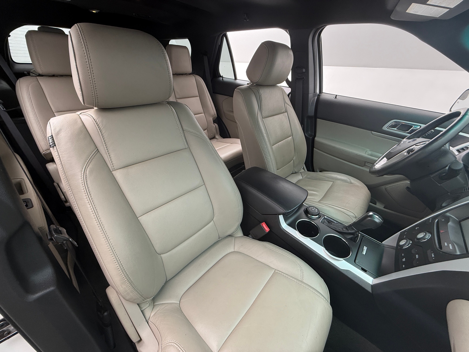 Thumbnail: 2014 Ford Explorer - 2