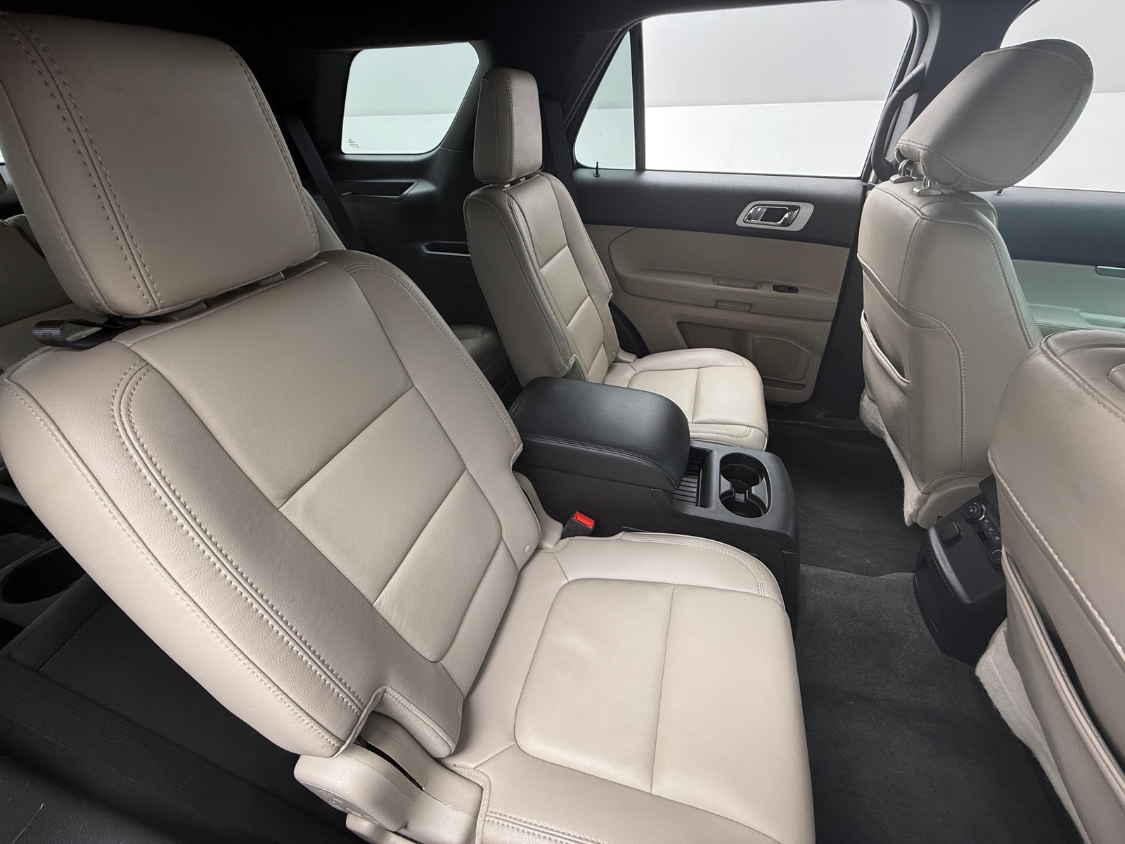 Thumbnail: 2014 Ford Explorer - 6