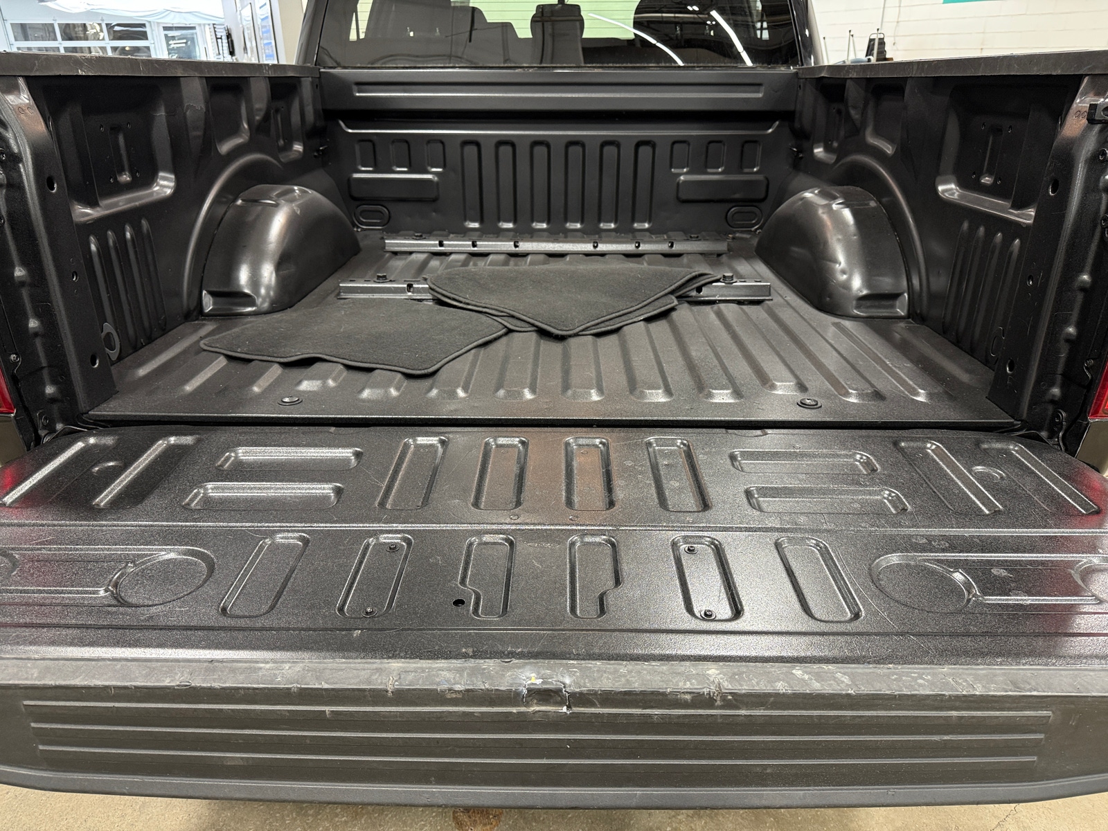 Thumbnail: 2020 Ford Econoline - 7