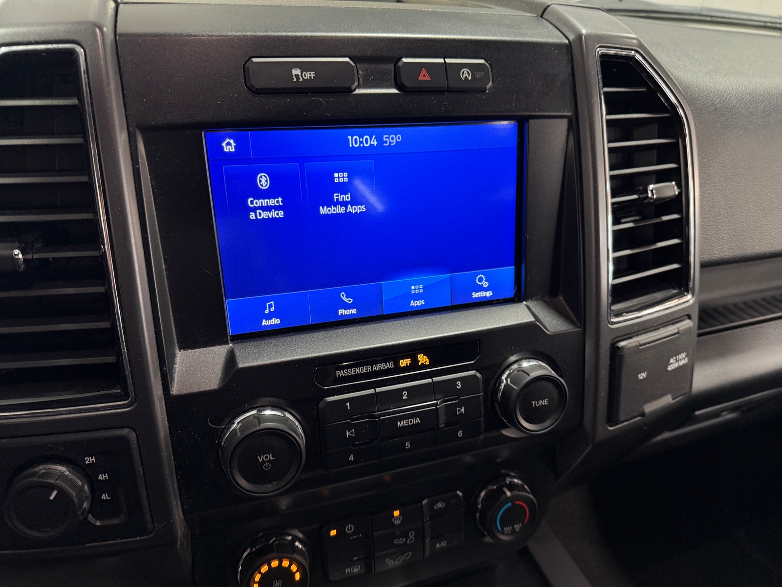 Thumbnail: 2020 Ford Econoline - 4