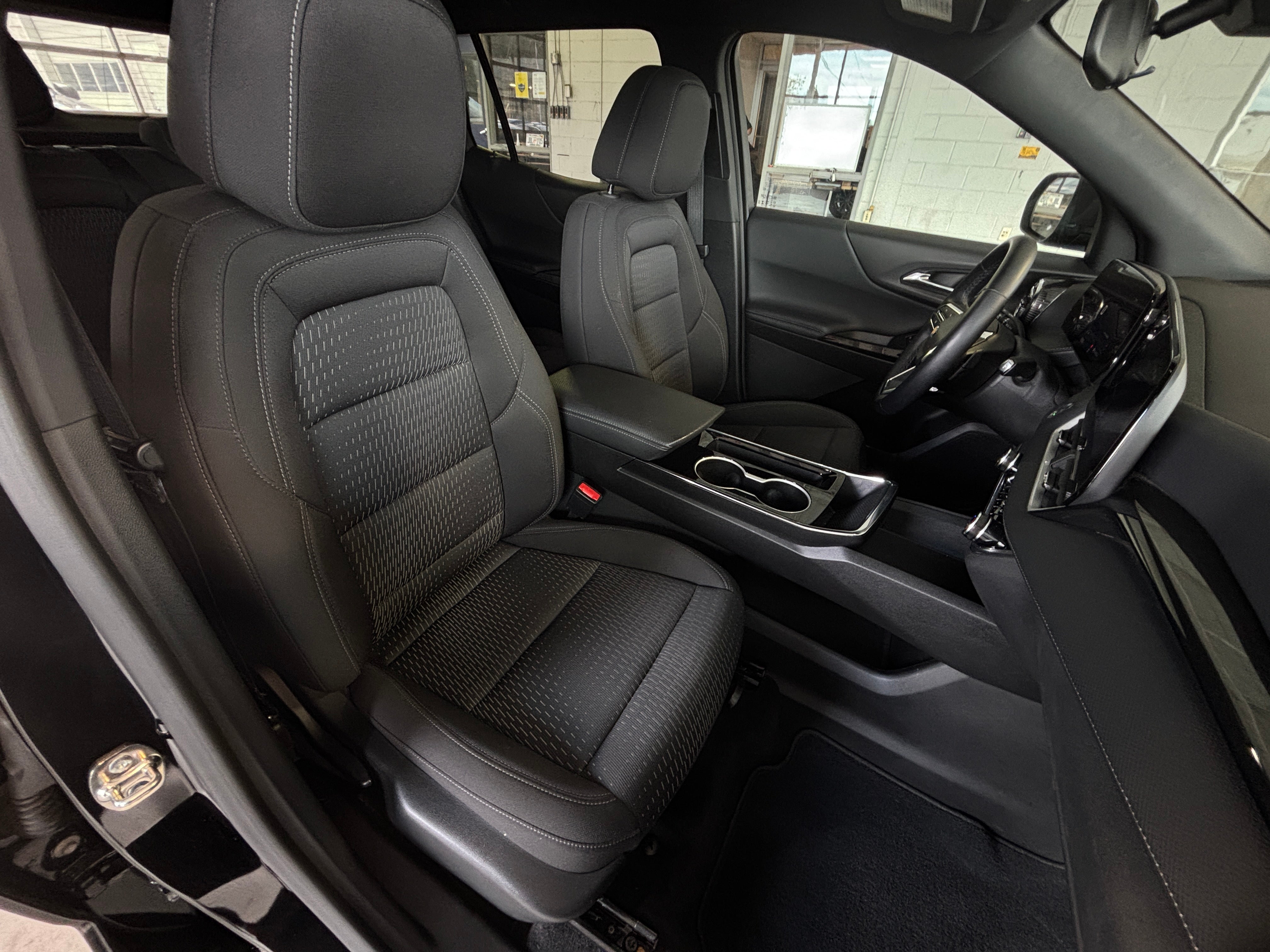 Thumbnail: 2025 Chevrolet Equinox - 2