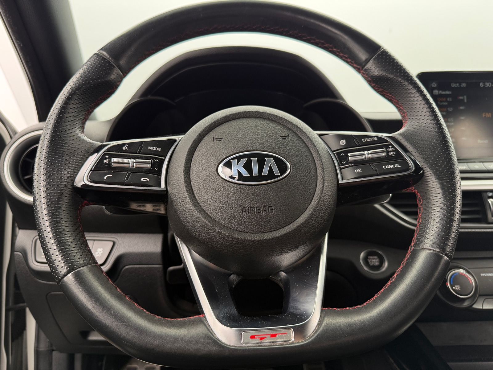 Thumbnail: 2020 Kia Forte - 4
