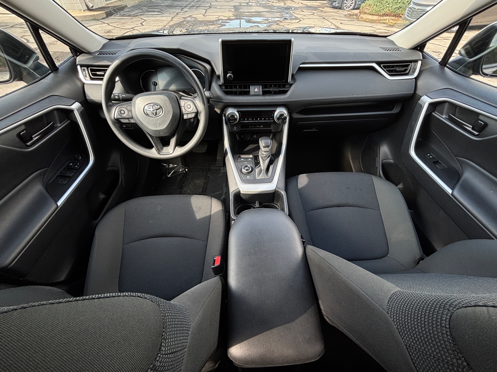 Thumbnail: 2025 Toyota RAV4 - 3