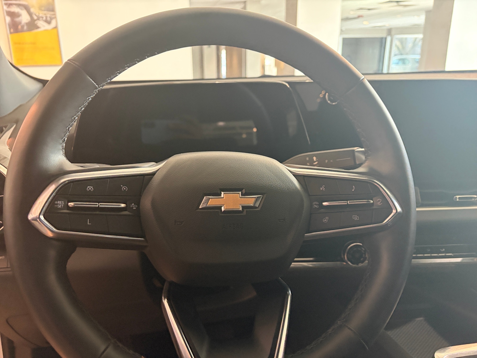 Thumbnail: 2025 Chevrolet Equinox - 5