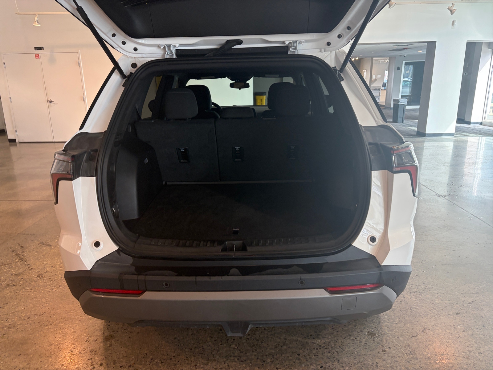 Thumbnail: 2025 Chevrolet Equinox - 6