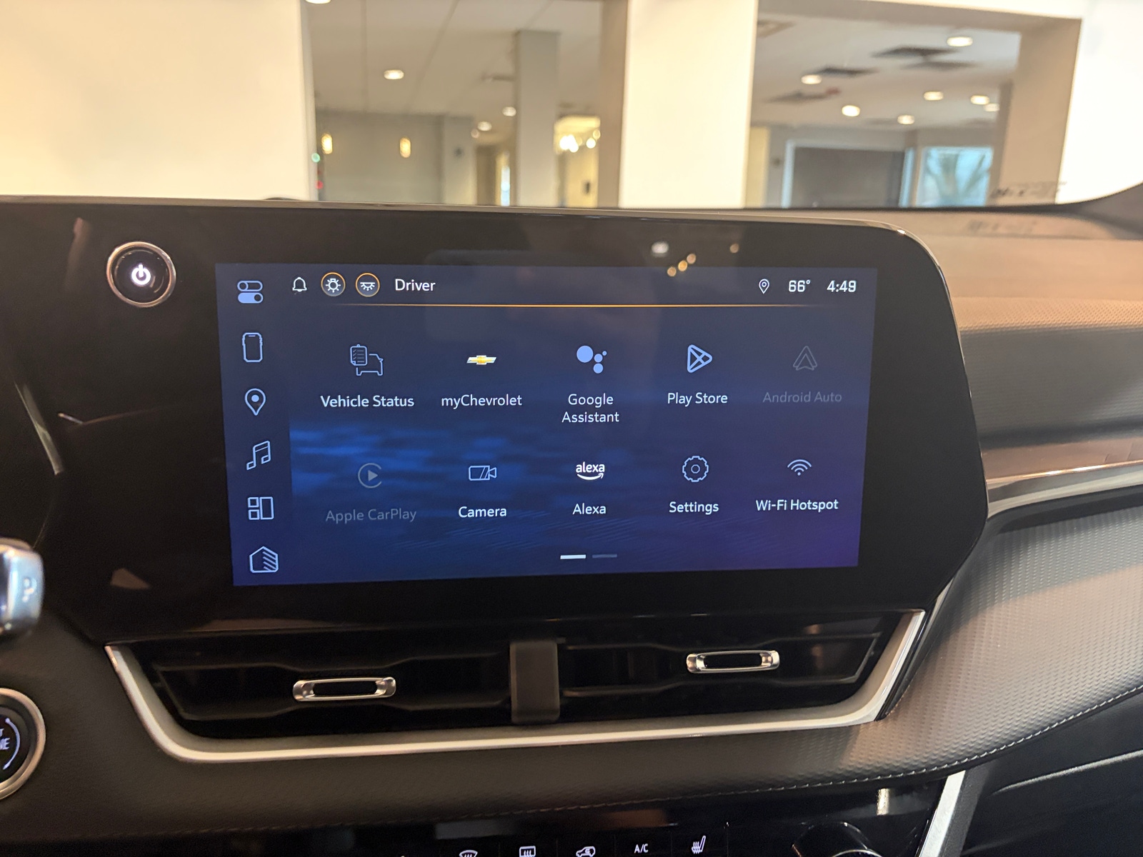 Thumbnail: 2025 Chevrolet Equinox - 4