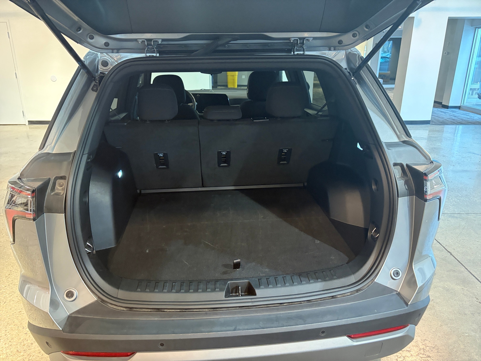 Thumbnail: 2025 Chevrolet Equinox - 6