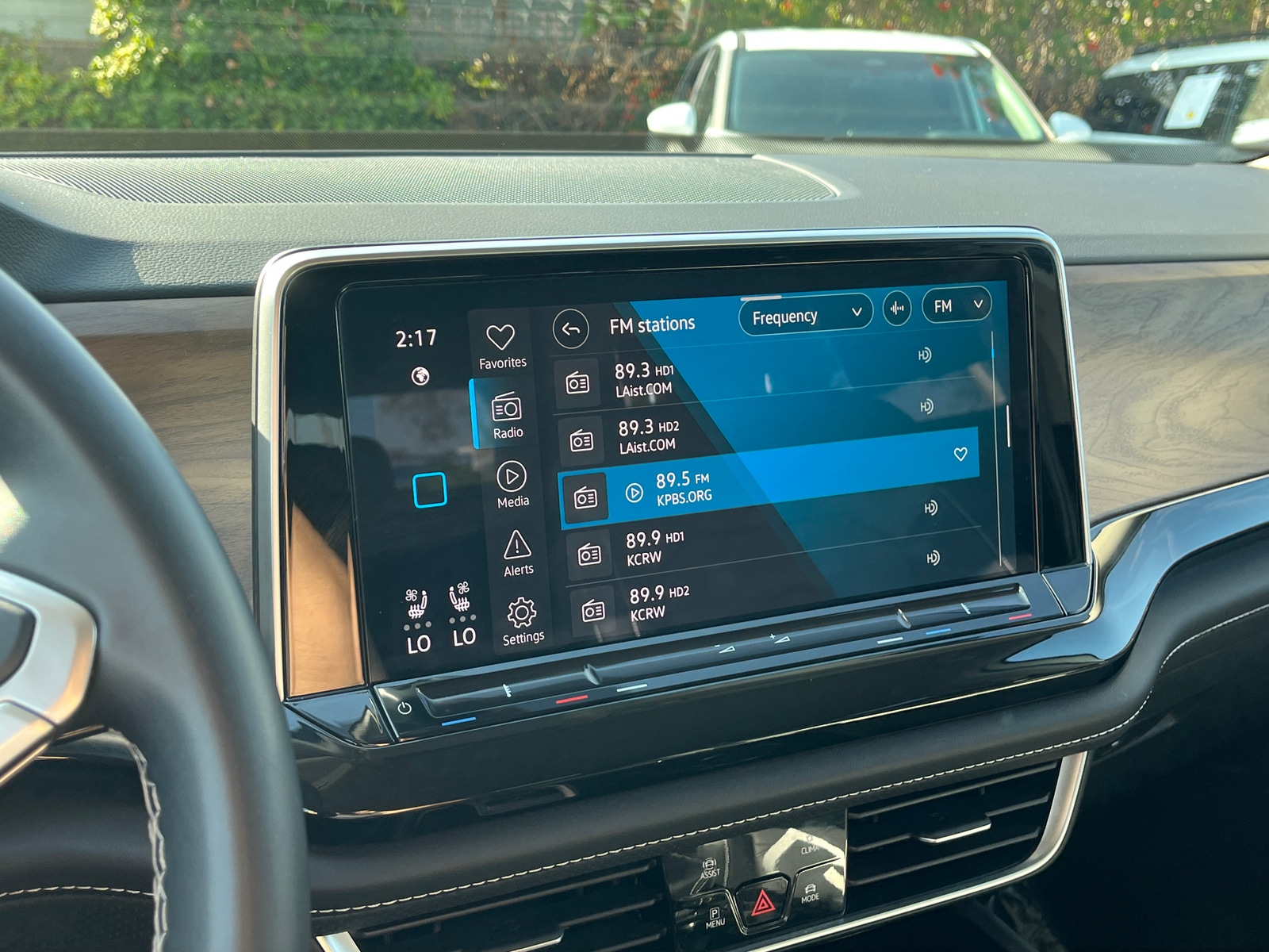 Thumbnail: 2025 Volkswagen Atlas - 4