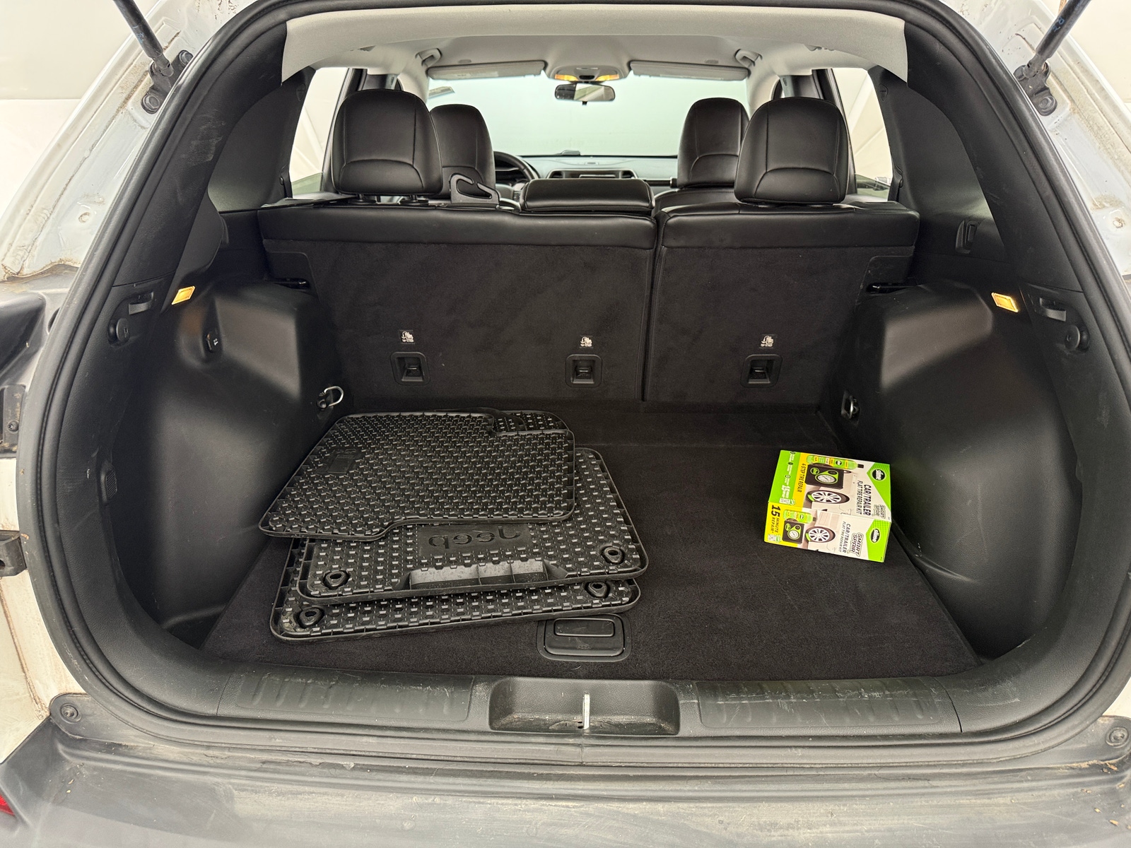 Thumbnail: 2019 Jeep Cherokee - 7