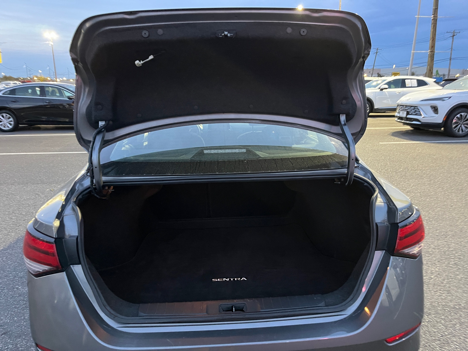 Thumbnail: 2023 Nissan Sentra - 6