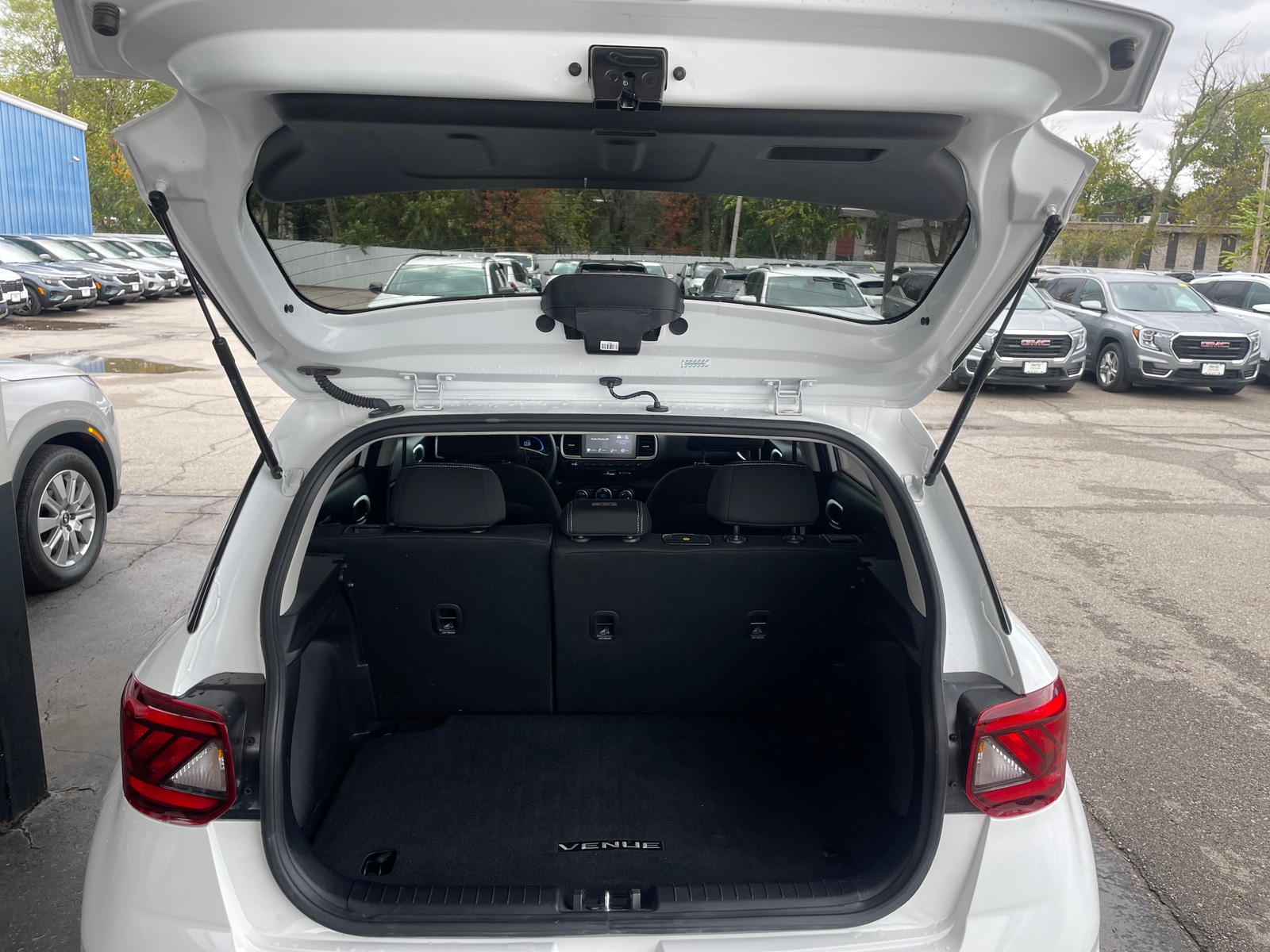 Thumbnail: 2024 Hyundai Venue - 6