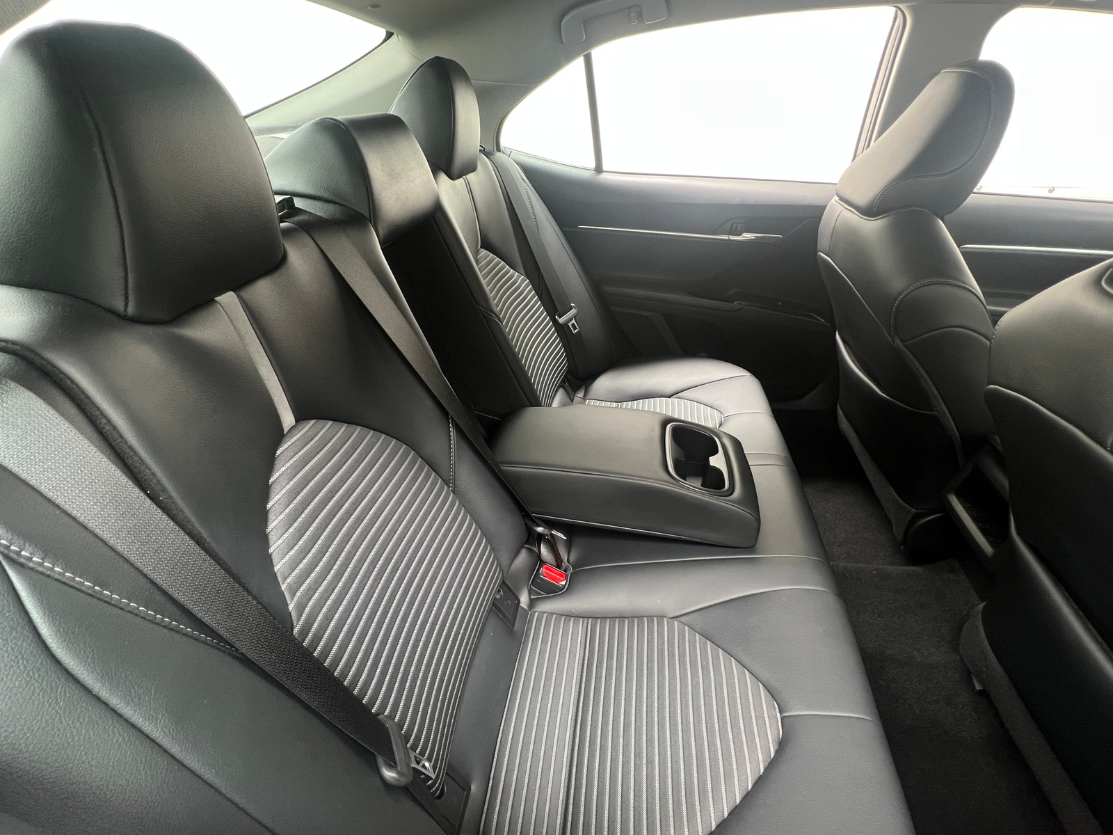 Thumbnail: 2020 Toyota Camry - 5