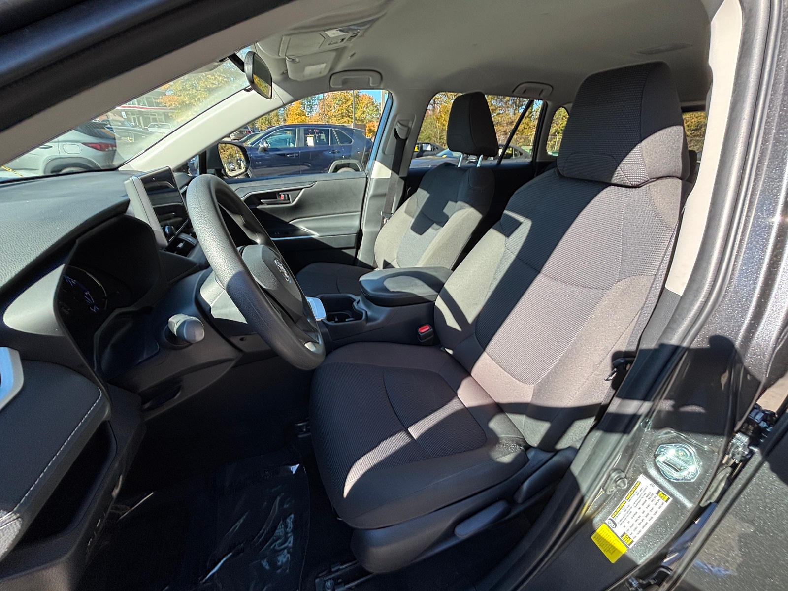 Thumbnail: 2025 Toyota RAV4 - 2