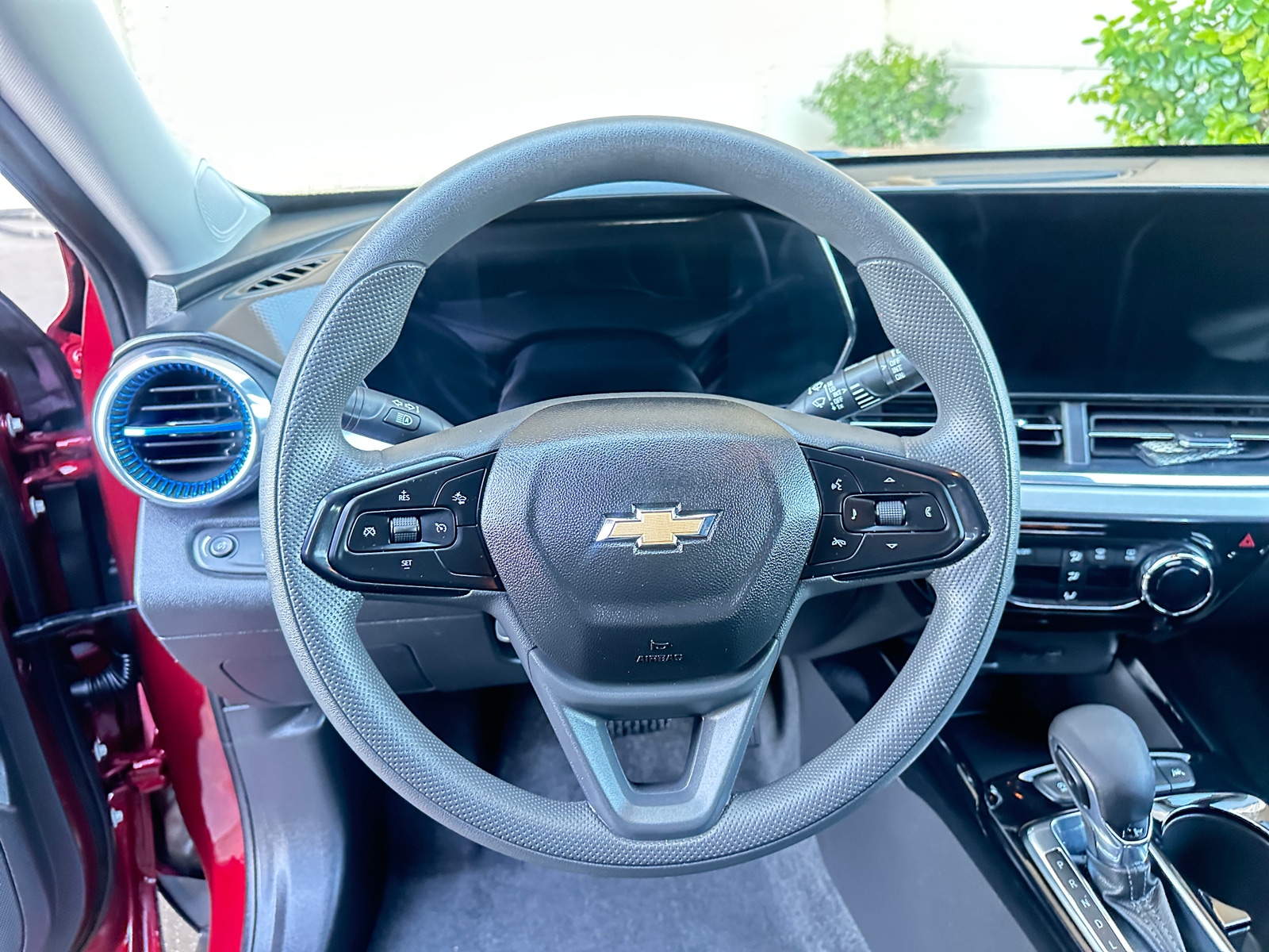 Thumbnail: 2025 Chevrolet Trax - 5