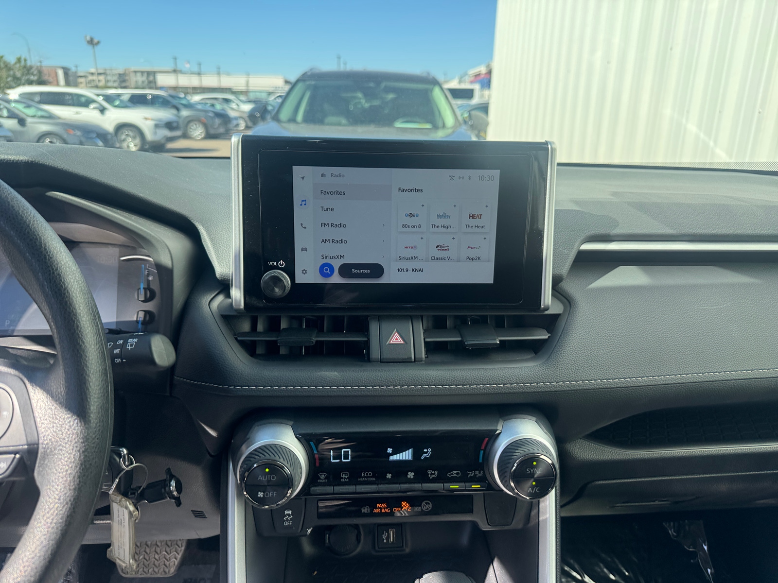 Thumbnail: 2025 Toyota RAV4 - 4