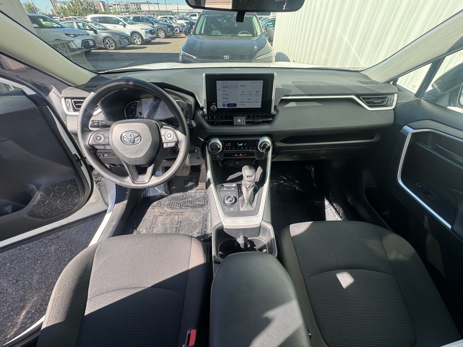 Thumbnail: 2025 Toyota RAV4 - 3