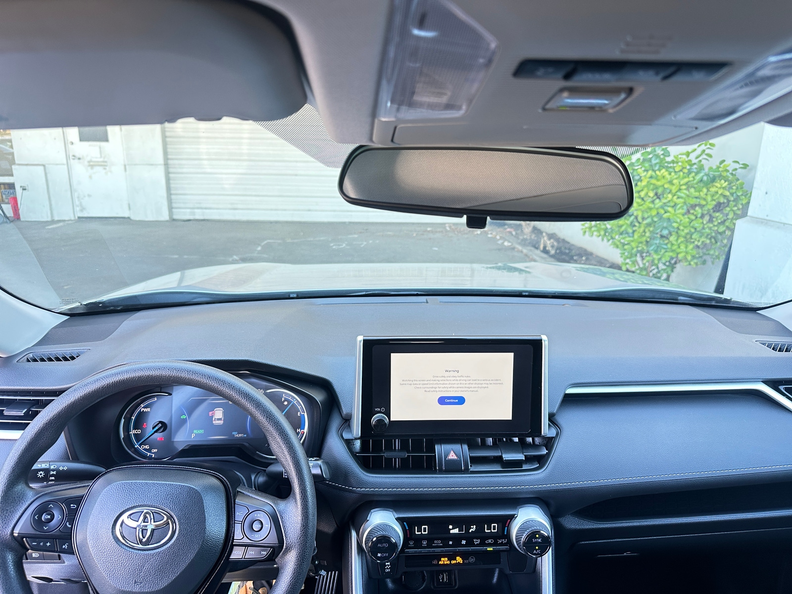 Thumbnail: 2025 Toyota RAV4 - 3