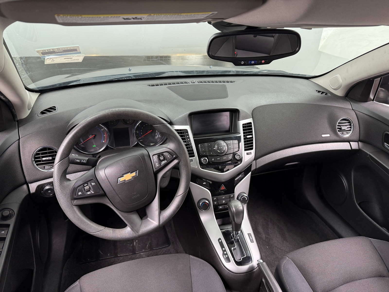 Thumbnail: 2016 Chevrolet Cruze - 3
