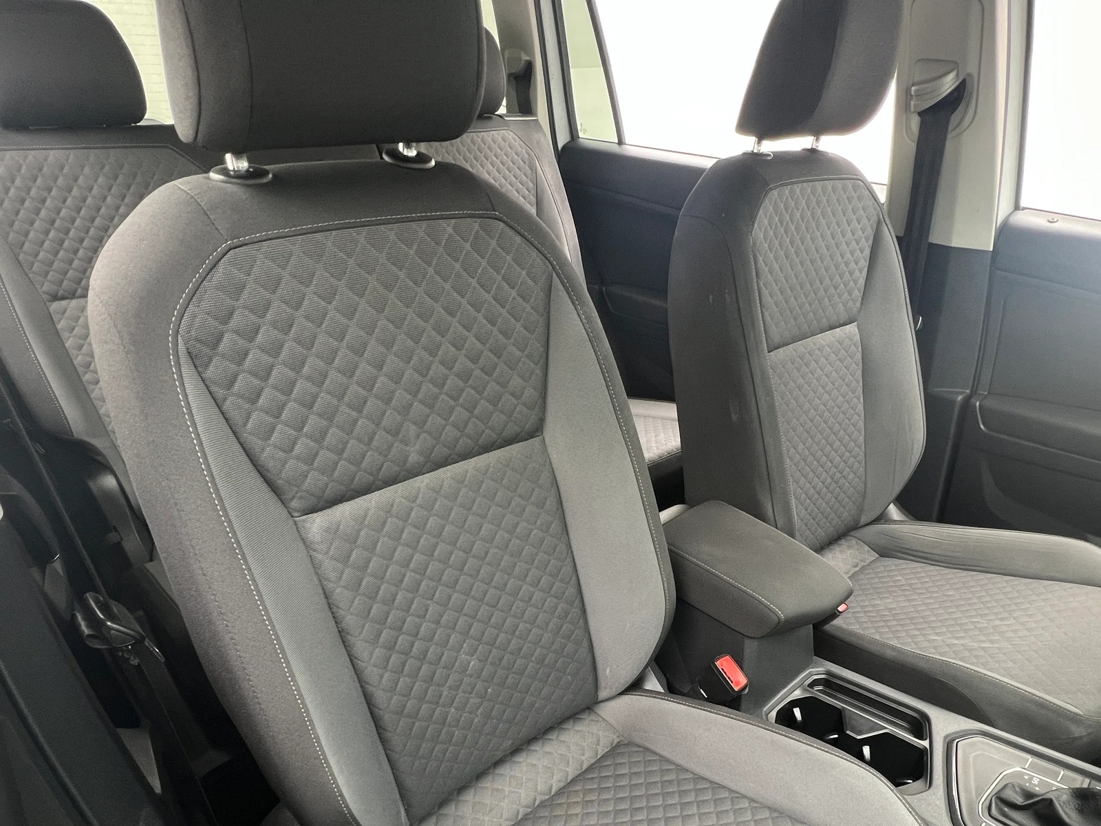 Thumbnail: 2018 Volkswagen Tiguan - 2