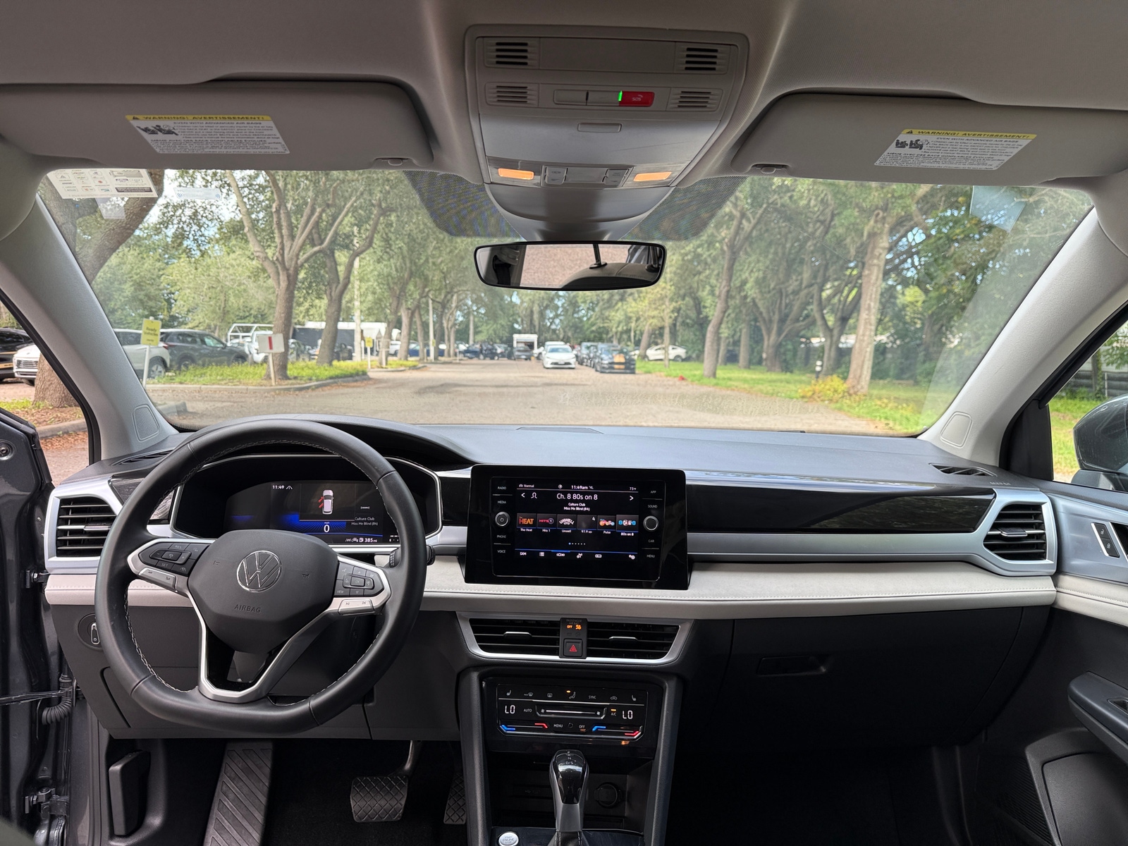 Thumbnail: 2025 Volkswagen Taos - 3