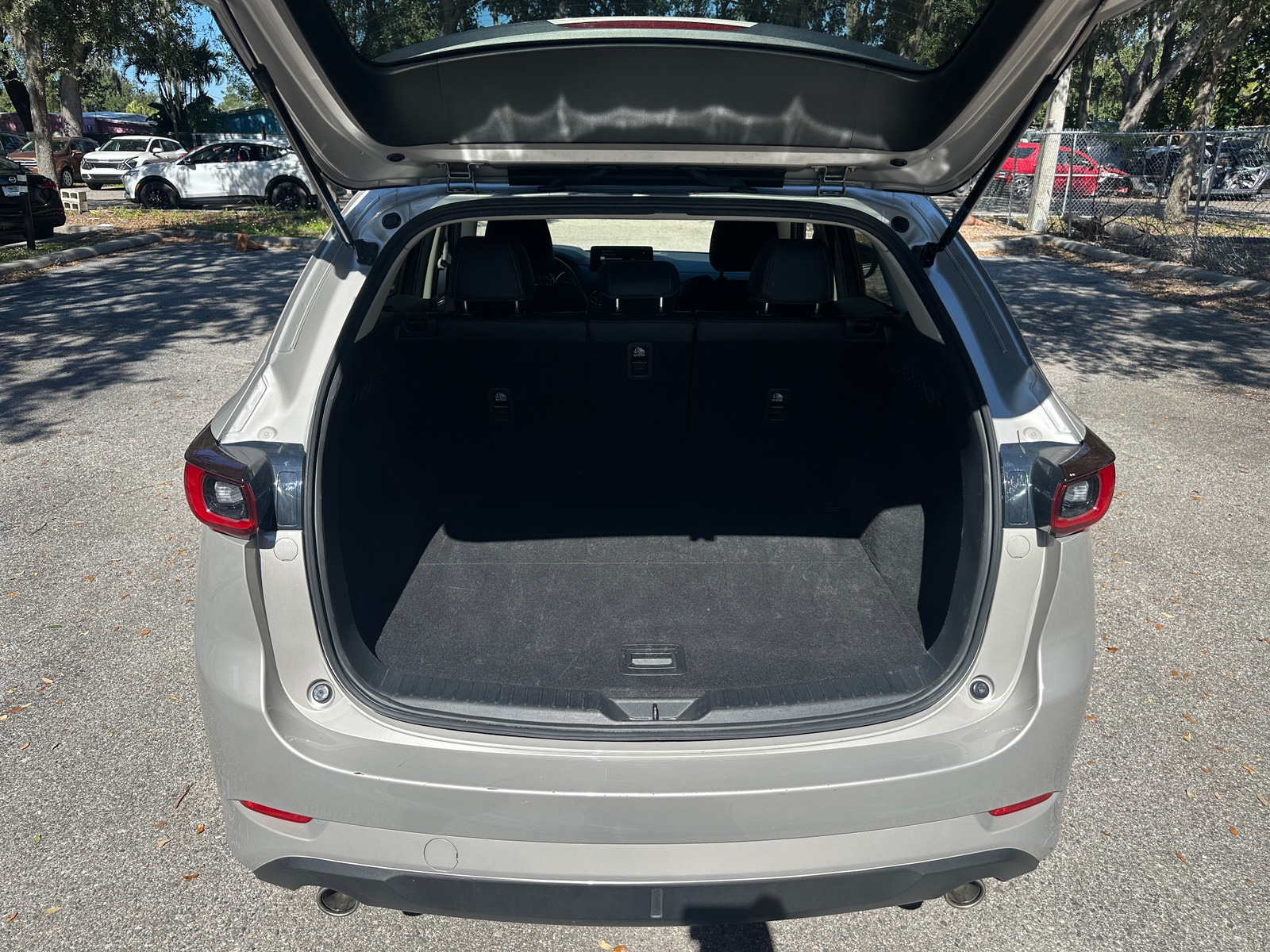 Thumbnail: 2025 Mazda CX-5 - 4