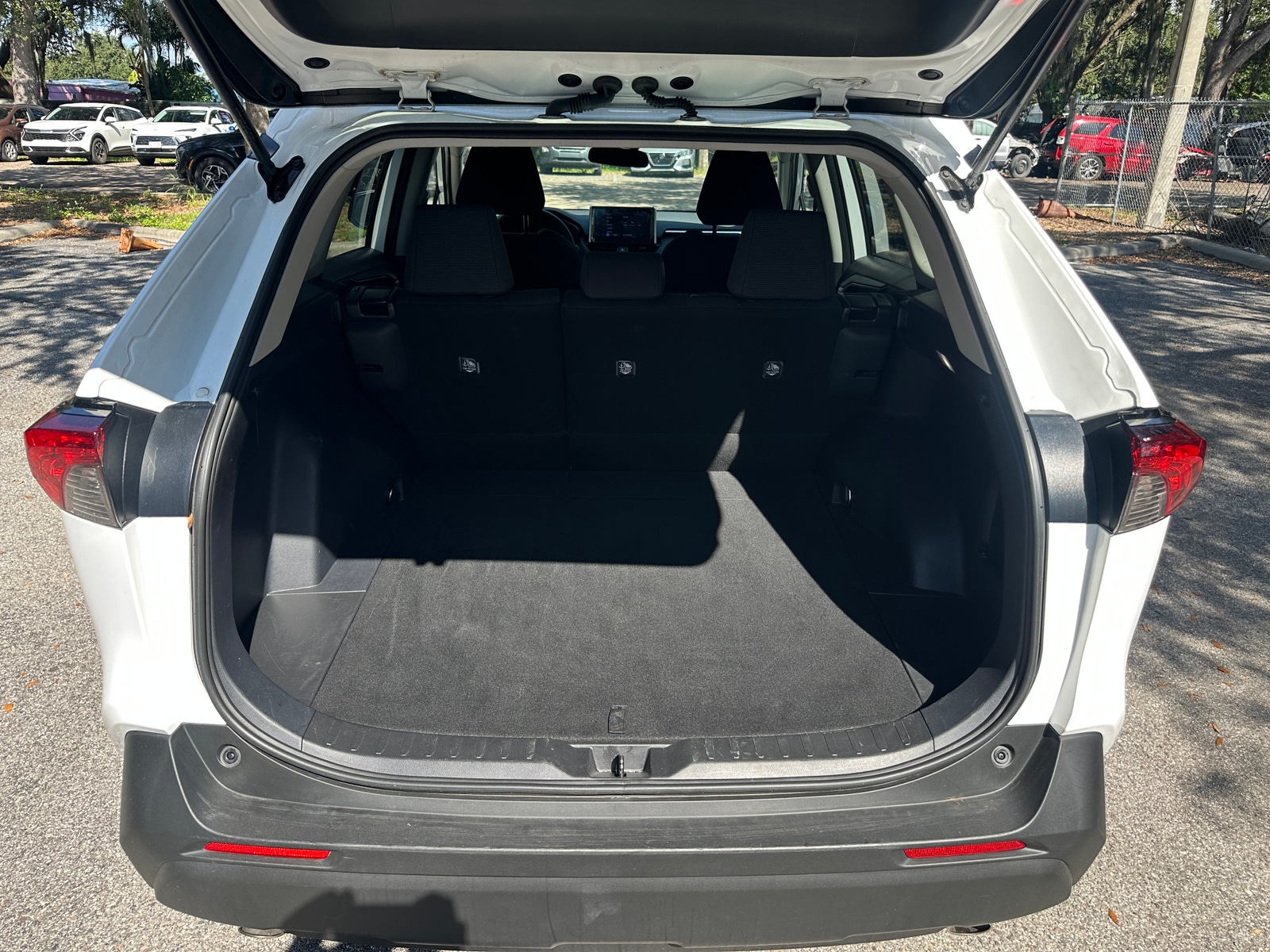 Thumbnail: 2025 Toyota RAV4 - 4