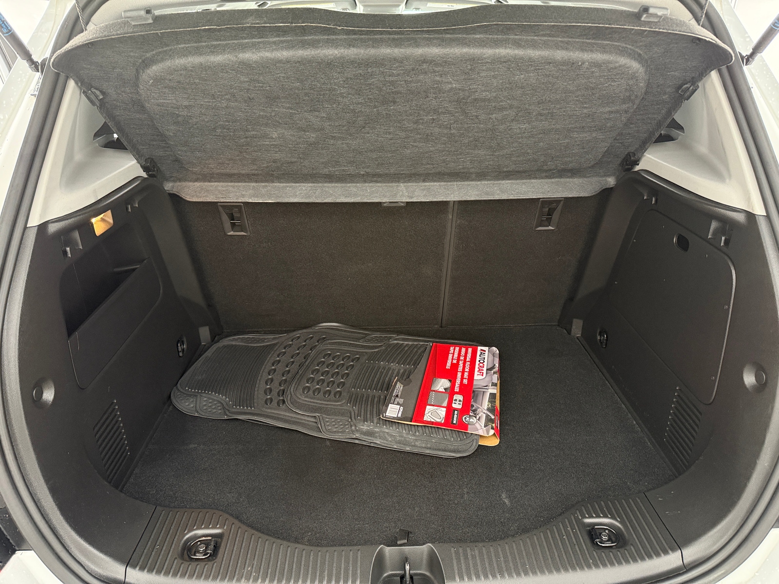 Thumbnail: 2019 Chevrolet Trax - 7