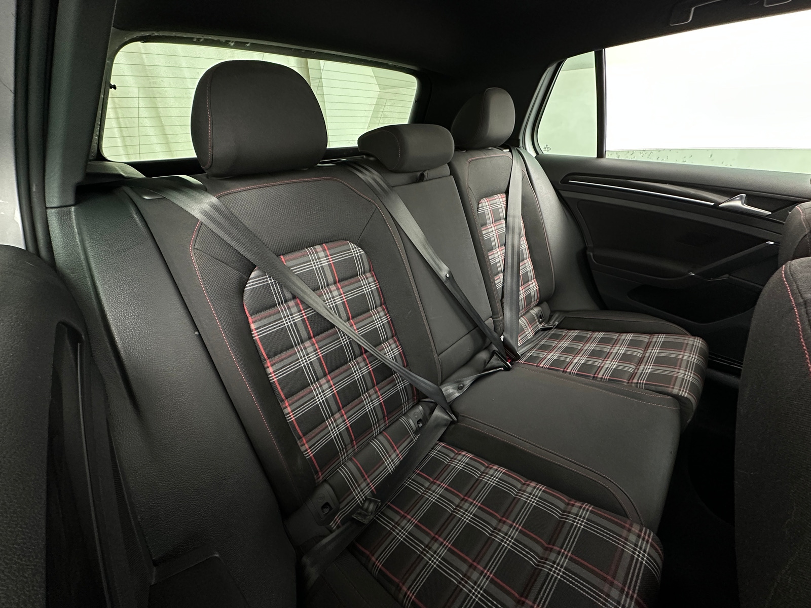 Thumbnail: 2015 Volkswagen Golf - 6