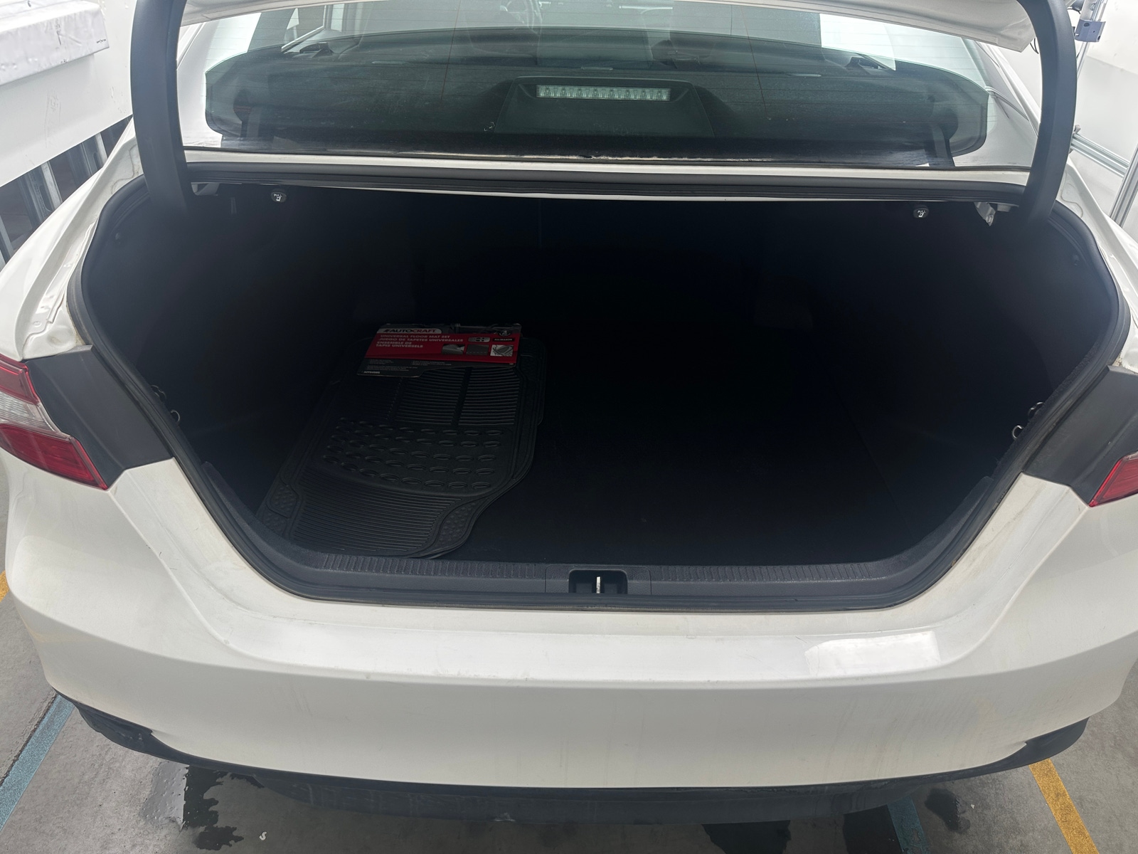 Thumbnail: 2022 Toyota Camry - 7