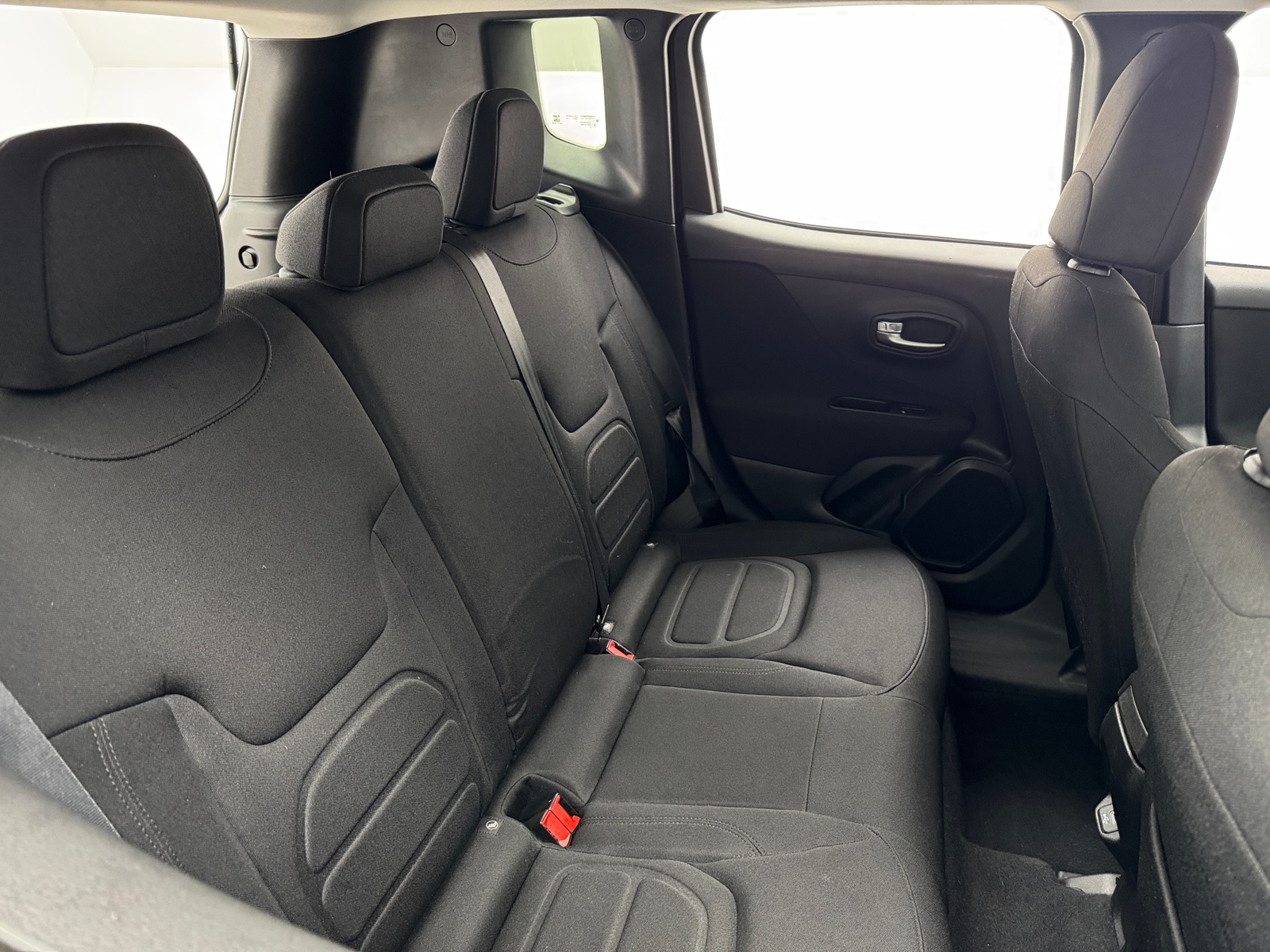 Thumbnail: 2020 Jeep Renegade - 6