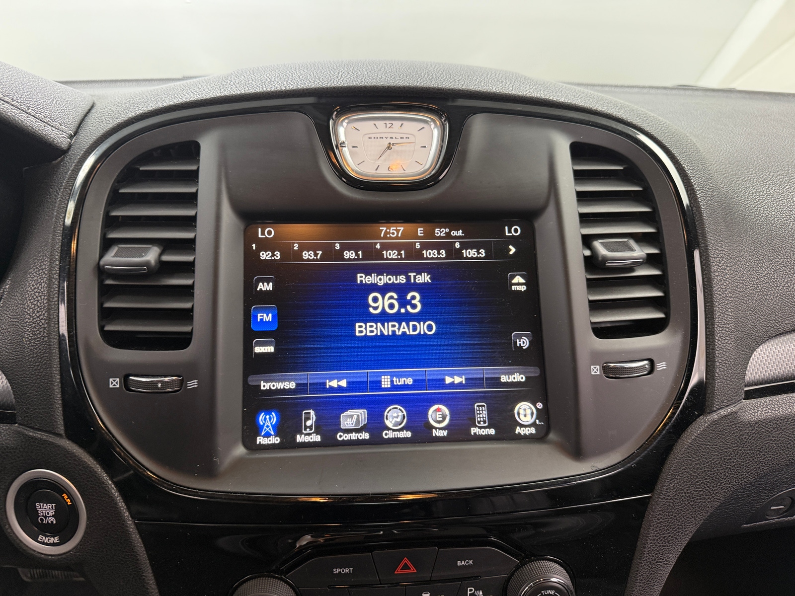 Thumbnail: 2015 Chrysler 300 - 3