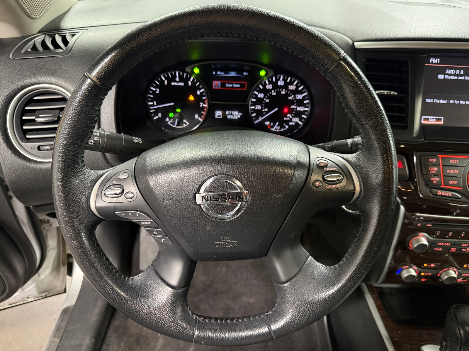 Thumbnail: 2014 Nissan Pathfinder - 4