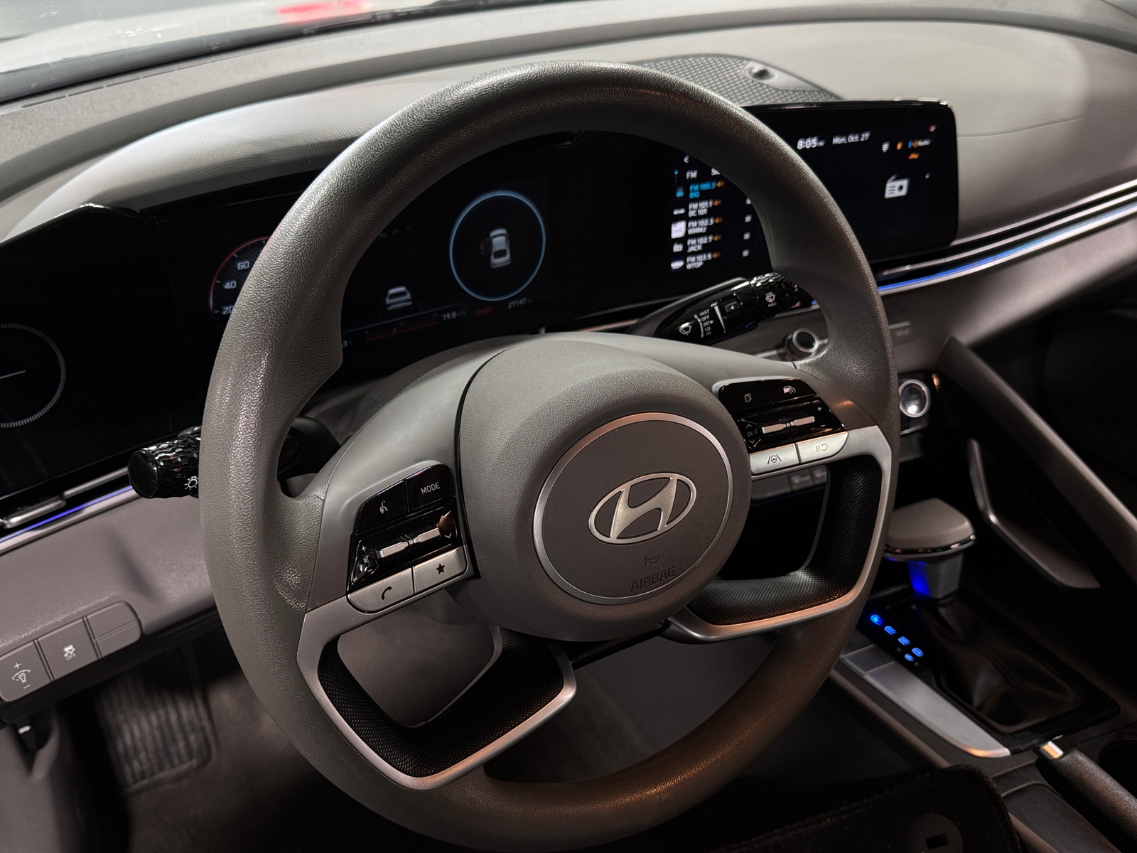 Thumbnail: 2024 Hyundai Elantra - 5