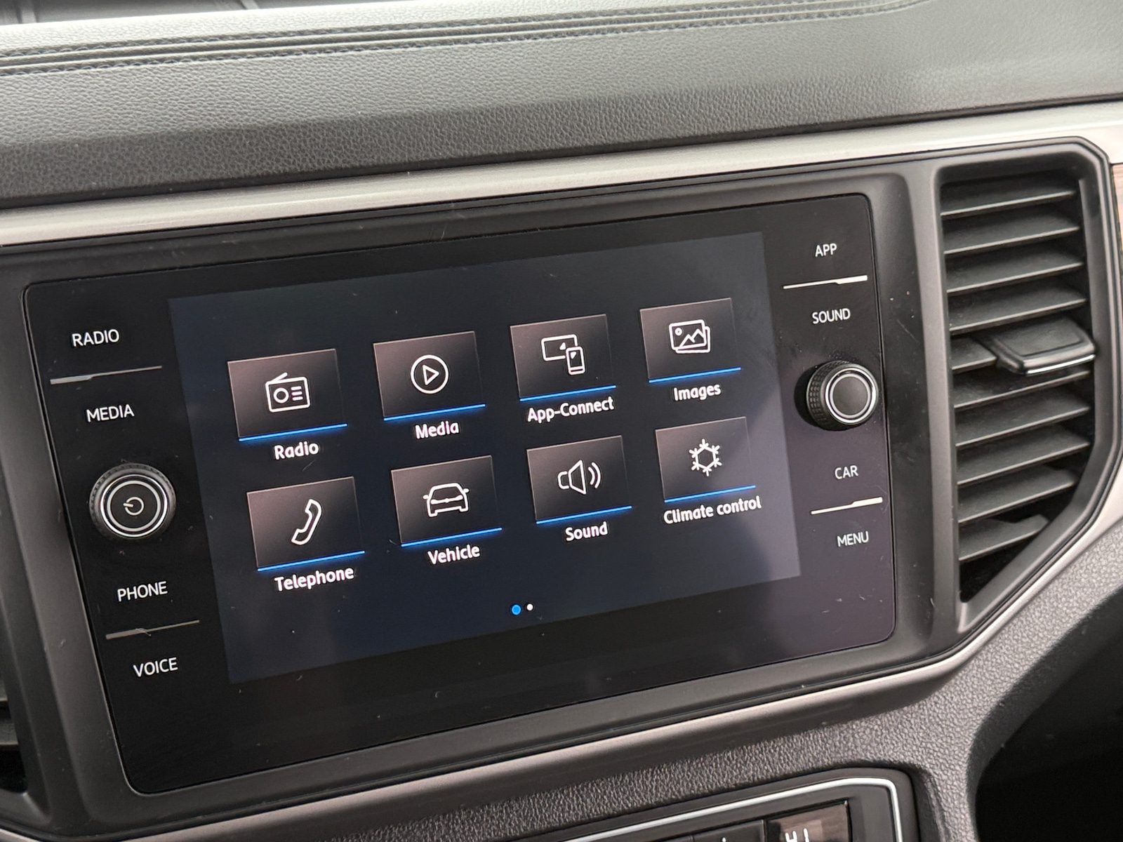 Thumbnail: 2021 Volkswagen Atlas - 3