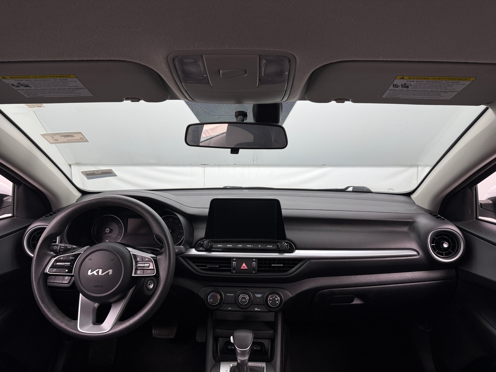 Thumbnail: 2023 Kia Forte - 3