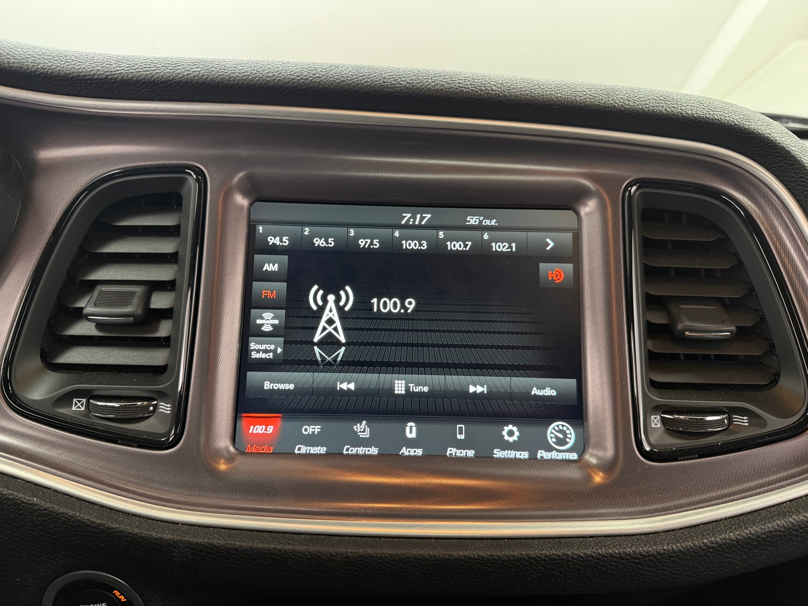 Thumbnail: 2021 Dodge Challenger - 3