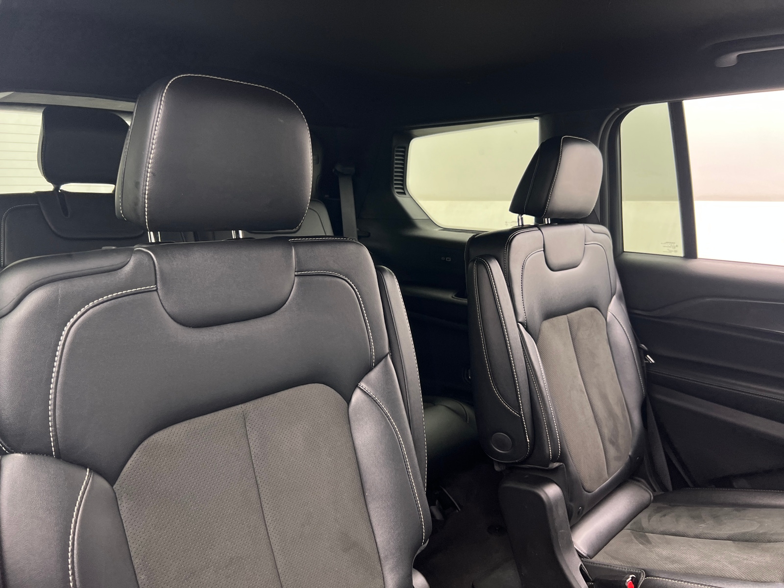 Thumbnail: 2021 Jeep Grand Cherokee L - 5